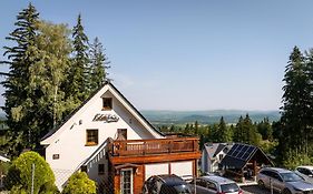 Apartamenty EDEN- jacuzzi, domek saunowy , śniadanie , piękne widoki